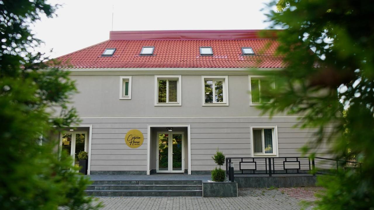 Corvin House Hotel Hunedoara Buitenkant foto