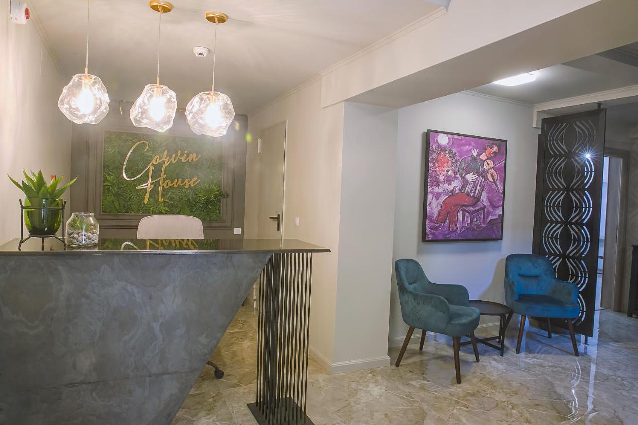 Corvin House Hotel Hunedoara Buitenkant foto